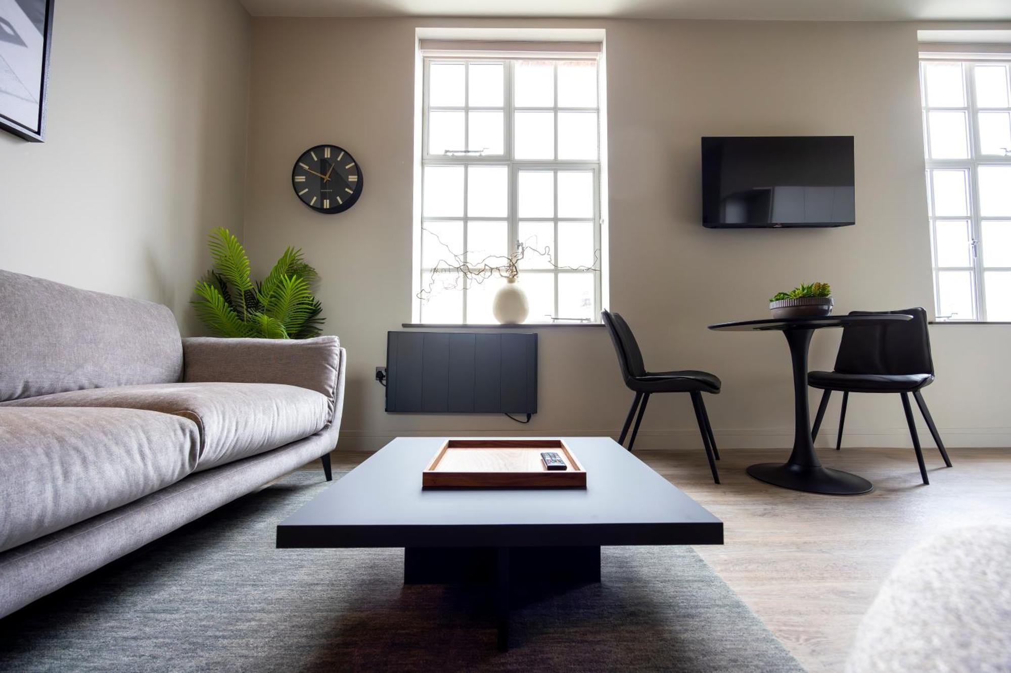 Apartment Headrow Lofts *